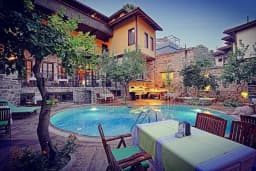 La Paloma Hotel