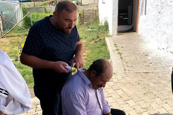 Salon Hasan Erkek Kuaförü - Berber Dükkanı - İstanbul Eyüpsultan