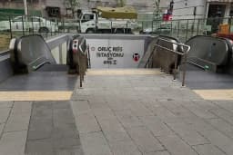100.yıl metro istasyonu