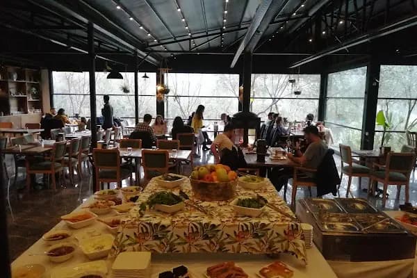 Pinoliva Garden Restaurant - Restoran - İzmir Bornova