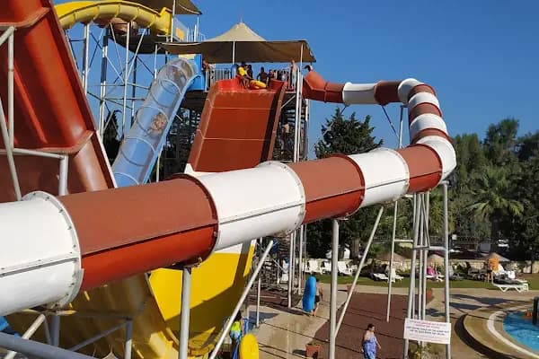 Yalı Castle Aquapark - Otel - İzmir Menderes