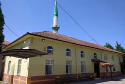 Karakamış Merkez Cami