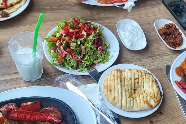 Pu'ket Cafe - Restoran - İzmir Bergama