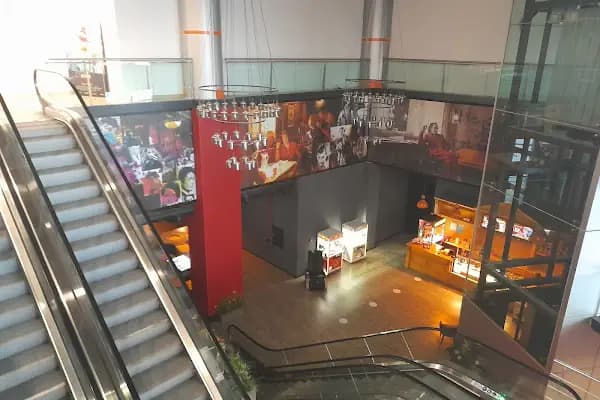 Vega Outlet Prestige Sinema Dünyası - Sinema Salonu - Eskişehir Tepebaşı
