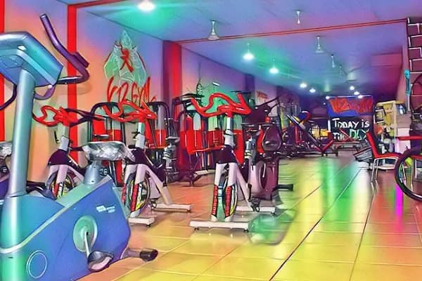 V12 GYM - Spor salonu - Kocaeli İzmit