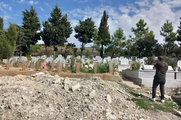 Sarıkamıs Karaköse Köyü dernegi Mezarlığı - Mezarlık - İstanbul Arnavutköy