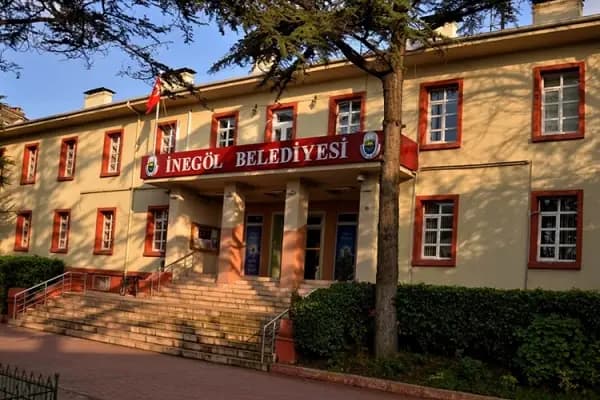 İnegöl Belediyesi Hizmet Binası - Belediye Binası - Bursa Gemlik
