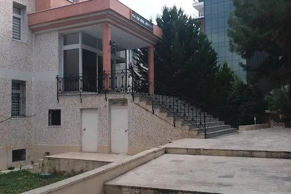 Niyazi Uğur Eğitim Ve Kültür Vakfı - Vakıf - İzmir Balçova