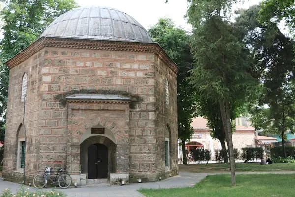 ishakpaşa türbesi - Mezarlık - Bursa Büyükorhan