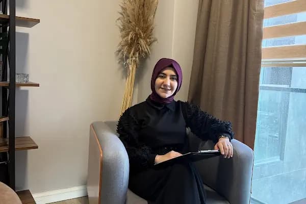 Uzm. Klinik Psikolog Elif Güşta AYDIN - Psikolog - İstanbul Küçükçekmece