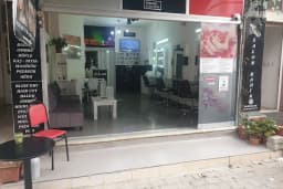 Saloon Kadir