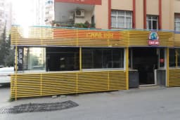 Cafe inn