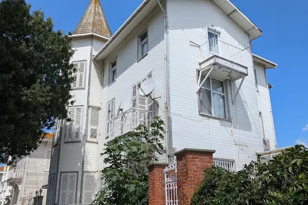Ihlamur Sitesi - Konut Geliştirme - İstanbul Adalar