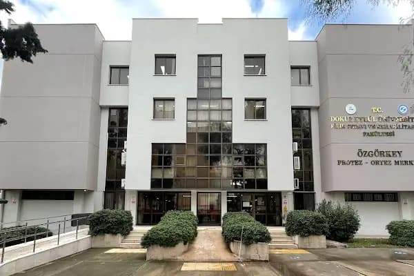 Dokuz Eylül Üniversite Fizik Tedavi ve Rehabilitasyon Yüksek Okulu - Üniversite - İzmir Bornova