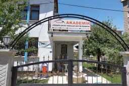 AKADEMİK Dağcılık