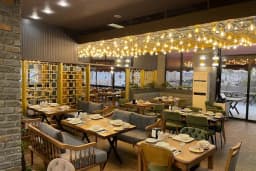 Piyal Wine House &amp; Italian Restaurant