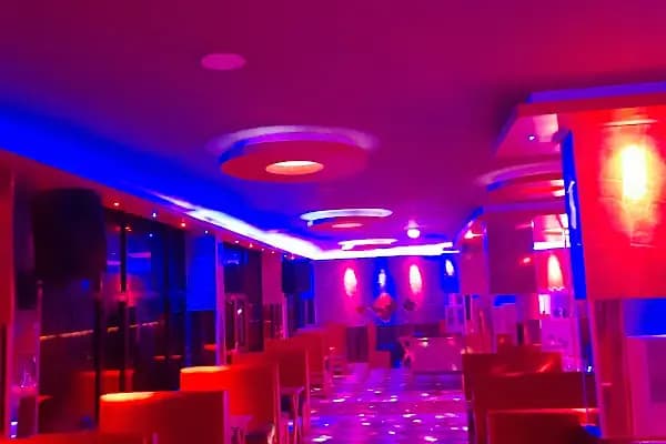 Şanzelize Night Club - Gece kulübü - İzmir Bergama