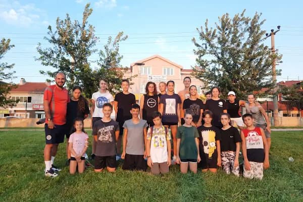 Bursa Büyükşehir Belediyesi Gençlik ve spor Hizmetleri Dairesi Başkanlığı - Yüzme havuzu - Bursa Osmangazi