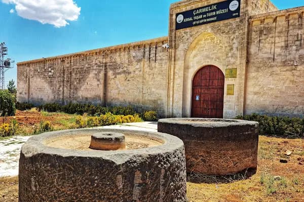 Çarmelik Kervan Sarayı - Tarihi Yer - Şanlıurfa Bozova