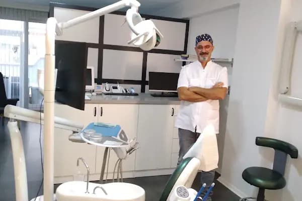 Dişhekimi Cengiz Aksu (dentist) - Doktor - Muğla Dalaman