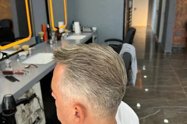 By Yaşar Kuvvetli Bodrum - Berber / Barber - Berber Dükkanı - Muğla Menteşe