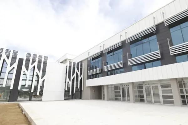 Dokuz Eylül Üniversitesi Yabancı Diller Yüksekokulu - Üniversite - İzmir Buca