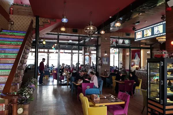 Yeşilçam Kahve Evi Bagcılar - Kahve dükkanı - İstanbul Kadıköy