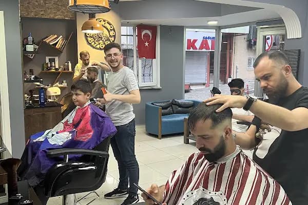Kadir Elçi Berber Salonu - Berber Dükkanı - İstanbul Ümraniye