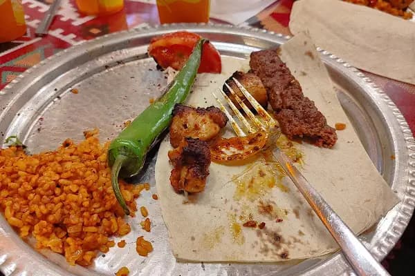 Yakamoz Dürüm İsa Usta - Dürüm Restoranı - Bursa Gemlik