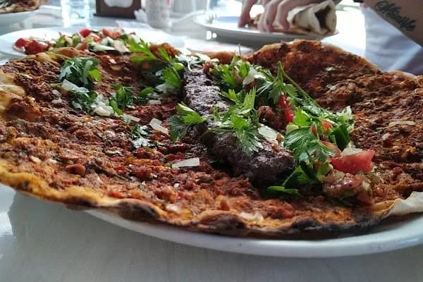 Özkardeşler Pide Ve Kebap - Pideci - Ankara Akyurt