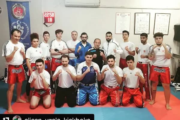 Köklü Ata Spor Kulübü - Spor salonu - İzmir Bornova