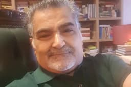 Dr. Hüseyin Yıldız