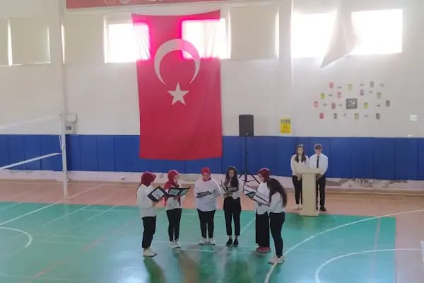 Tolunay Özaka Sağlık Meslek Lisesi - Okul - Ankara Beypazarı
