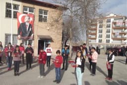 Şehit Ömer Azak İlkokulu