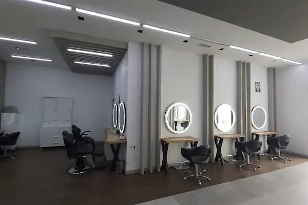 Ömür Yıldırım Hair Studio - Kuaför - İstanbul Küçükçekmece