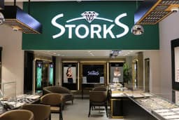 Storks Diamond