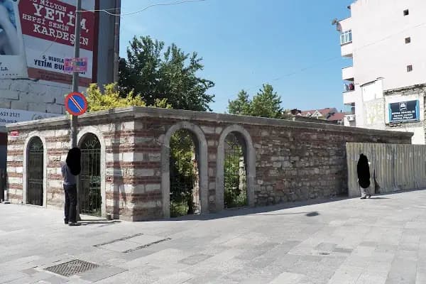 Balçık Tekkesi Türbesi - Dini Kurum - İstanbul Bahçelievler
