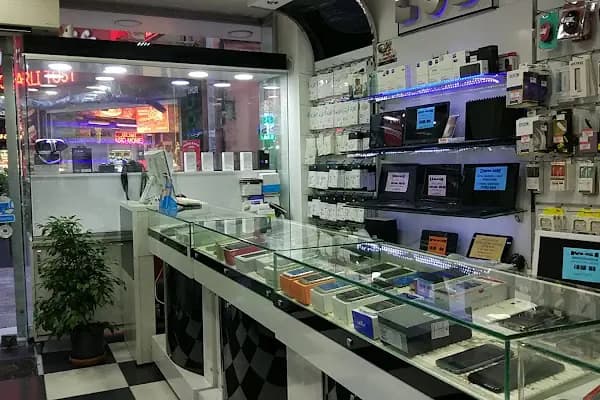 Lcd İletişim - Cep telefonu mağazası - İstanbul Küçükçekmece