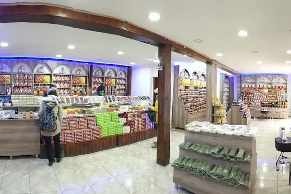 Özlem Şekerleme - Giyim mağazası - Ankara Kızılcahamam