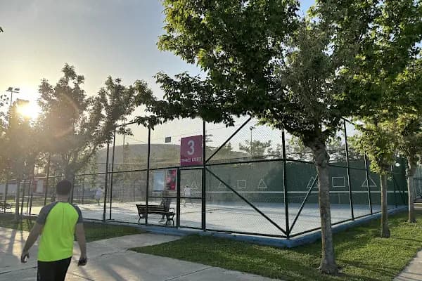 İBB Tenis Çalışma Duvarı - Tenis Kortu - İstanbul Maltepe