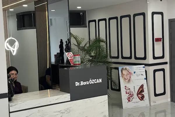Dr. Bora Özcan - Medikal Estetik Hekimi - Kadın Sağlığı Kliniği - Manisa Turgutlu