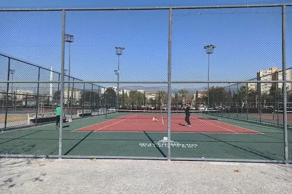 Tenis Kortu - Tenis Kortu - İzmir Karabağlar