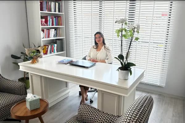 Psikolojik Danışman Fatma Yıldırım - Ruh Sağlığı Hizmetleri - Balıkesir Altıeylül