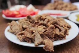 Naci Ustanın Yeri