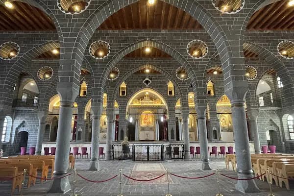 Surp Giragos Kilisesi - Kilise - Diyarbakır Sur