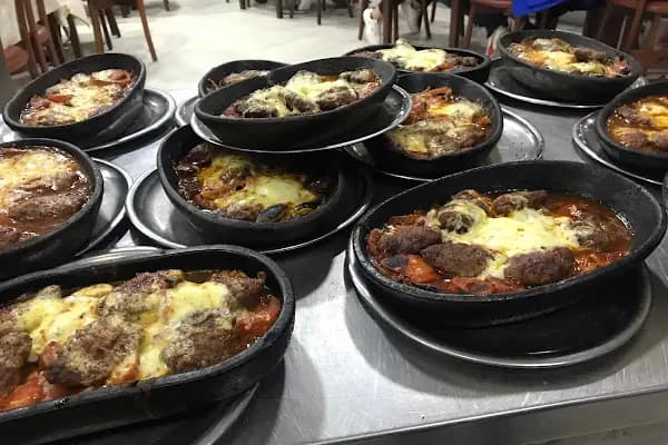 Özenen Pide Kebap Döner Çorba Salonu - Restoran - İzmir Buca