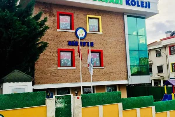 Özel İstanbul Başarı Koleji - Okul - İstanbul Sarıyer