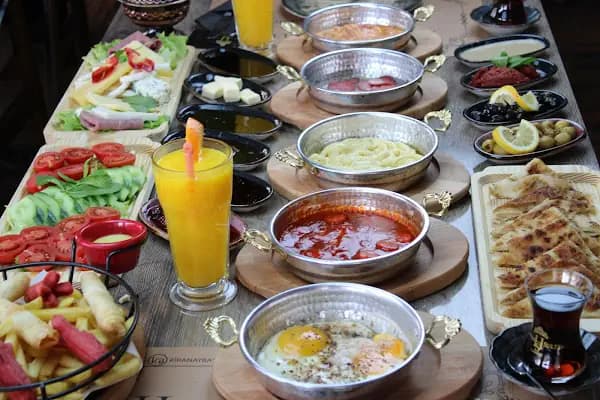 Hürrem Sultan Cafe Esenler - Yiyecek Temini ve İkram Hizmeti - İstanbul Başakşehir