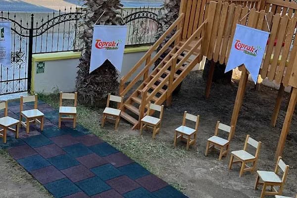 Toprak Anaokulu - Anaokulu - İzmir Buca