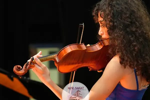Mor Sanat Akademi İzmir - Sanat Okulu - İzmir Aliağa